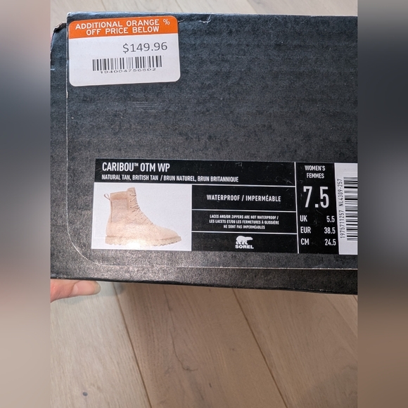 Sorel Women's Beige Lace-Up Boots - Picture 2 of 6